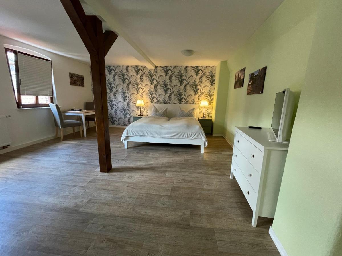 Pension Alt Naumburg Наумбург Экстерьер фото